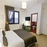فندق مبيت وإفطار Night&day