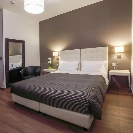 Couette-café Night&day Reggio de Calabre